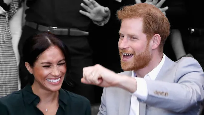 Es oficial, Meghan Markle y el príncipe Harry esperan su primer hijo
