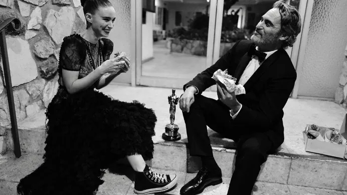 Rooney-Mara-Joaquin-Phoenix
