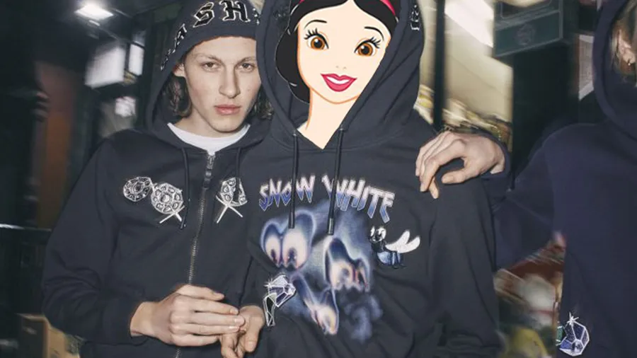 Snow-White-Coach
