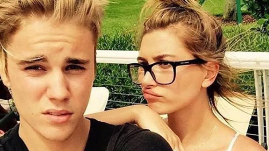 Hailey Baldwin - Destacada