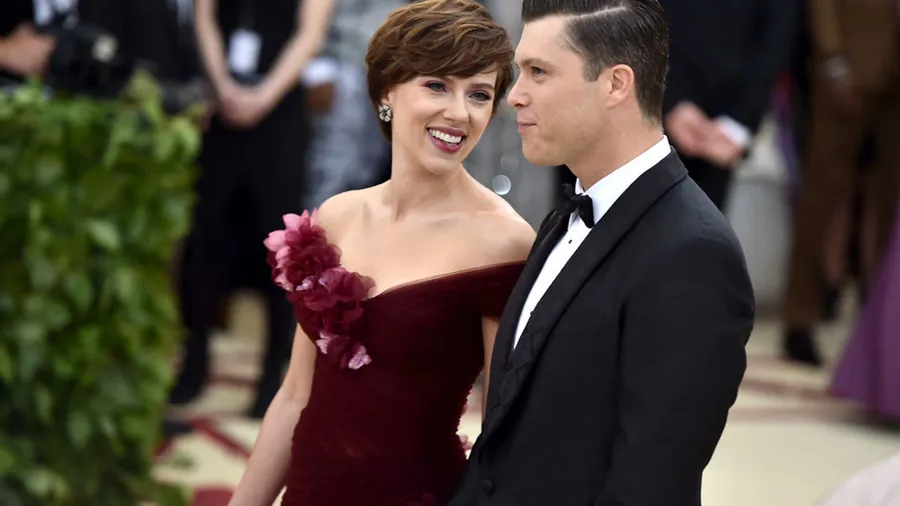 Scarlett-Johansson-Papel