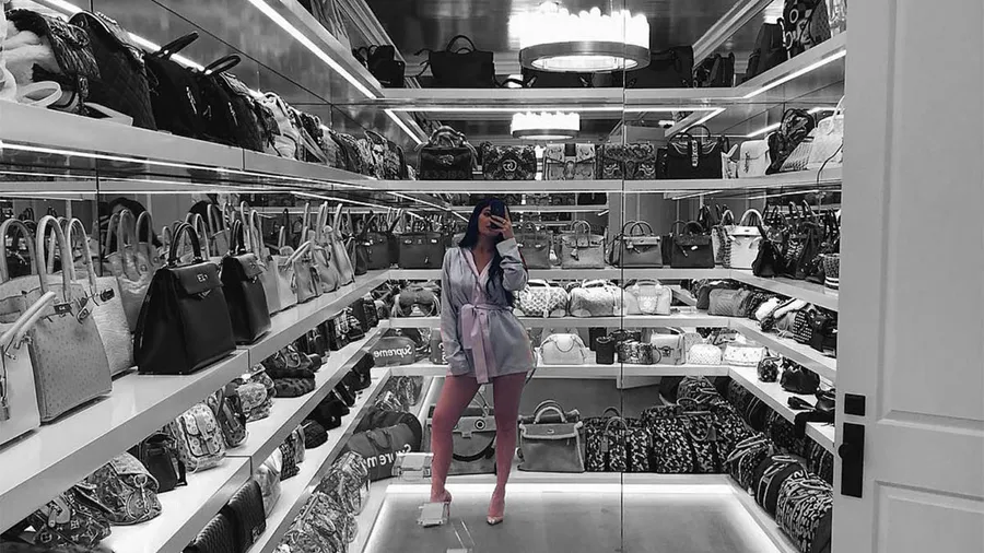 Destacada-Kylie-Closet1