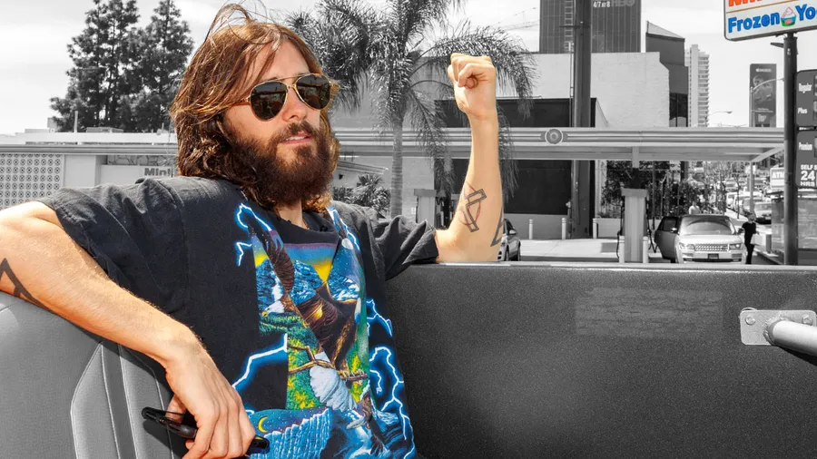 Jared-Leto-tshirts-millennial