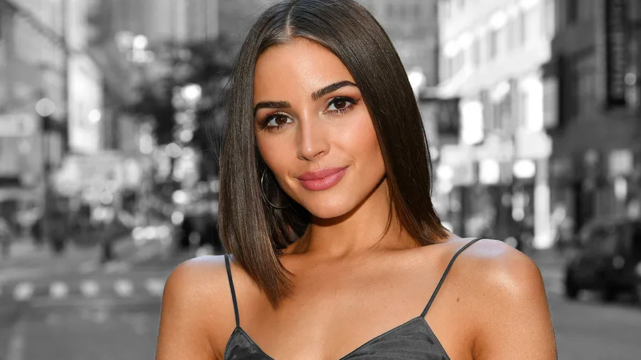 glass-hair-trend-instagram-olivia-culpo-kim-kardashian