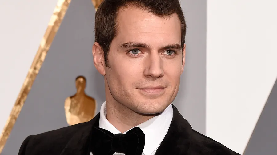 Henry-Cavill-Boyfriend-Material