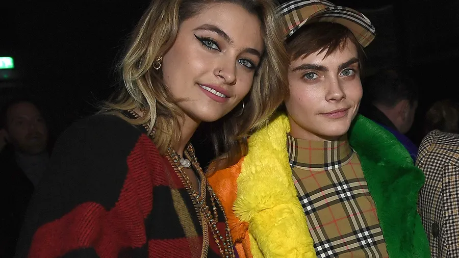 Paris Jackson - Cara Delivgne - Destacada