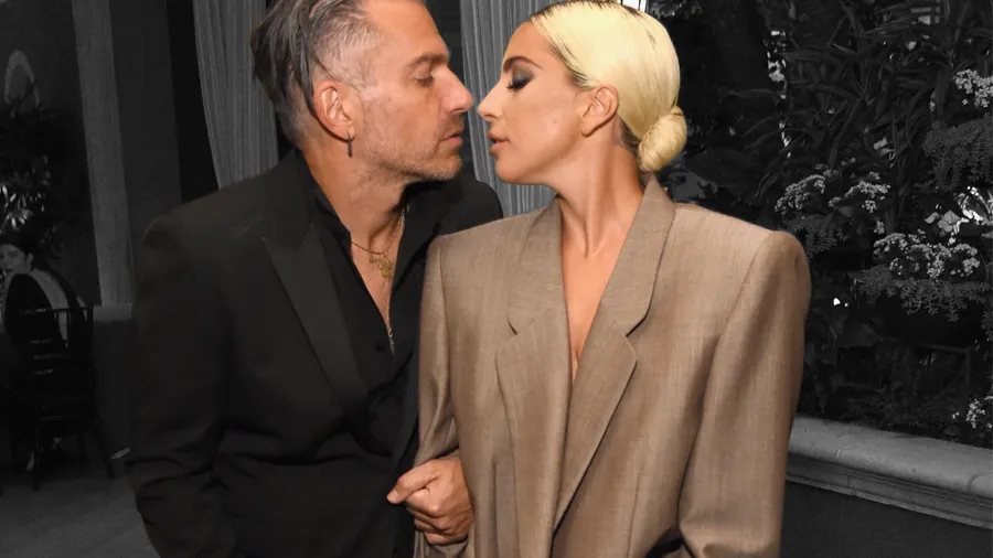 Lady-Gaga-Carino-Compromiso
