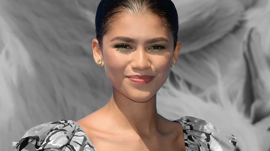 Zendaya-Tommy-Hilfiger