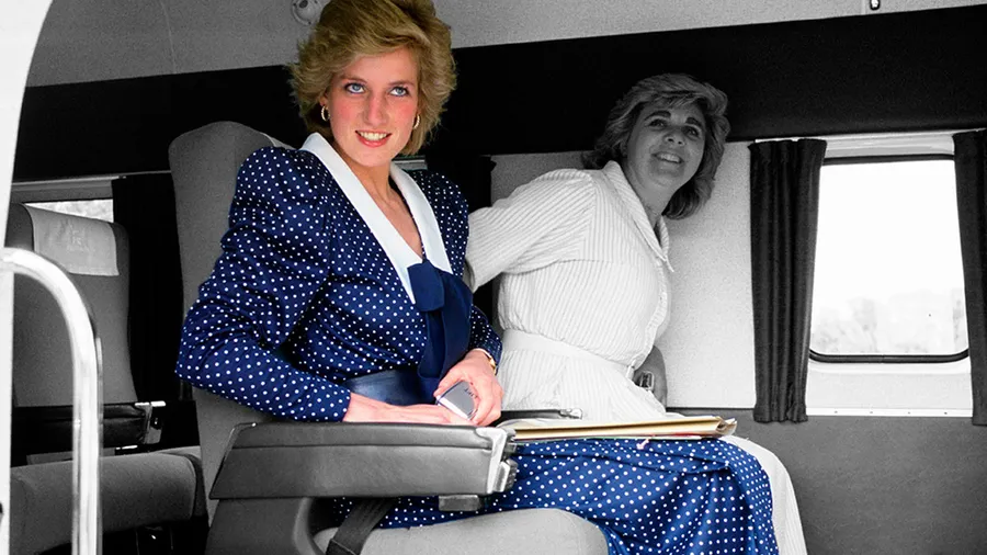 Kate-middleton-Princess-diana-Vestido-Dots-Retrato-Royals
