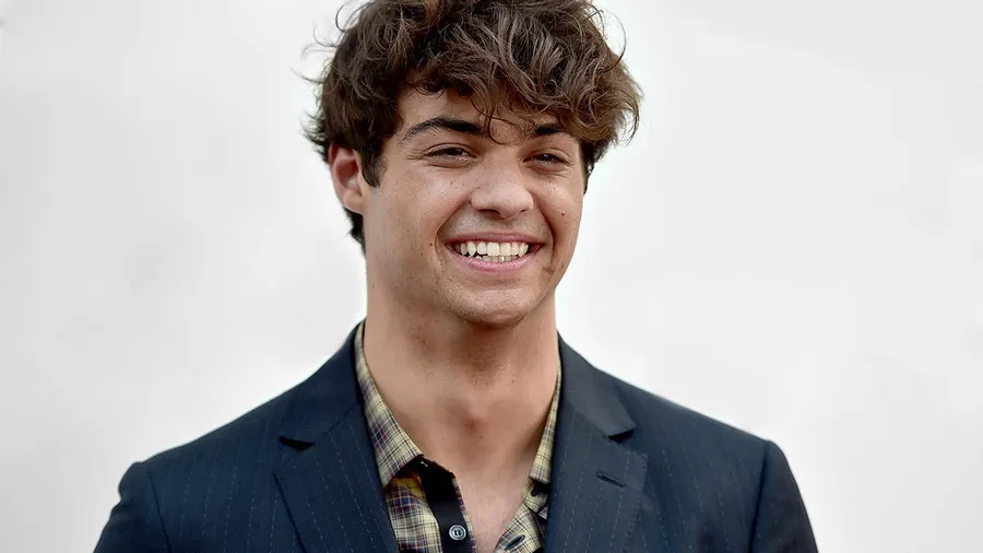 Noah-Centineo-Bailando-a-los-16-años
