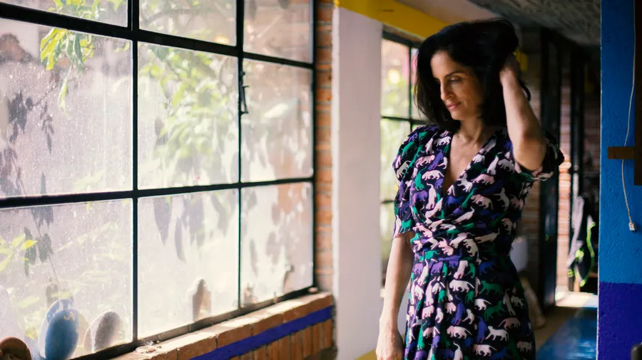 Carolina-Herrera-De-Baez-ELLE-Mexico