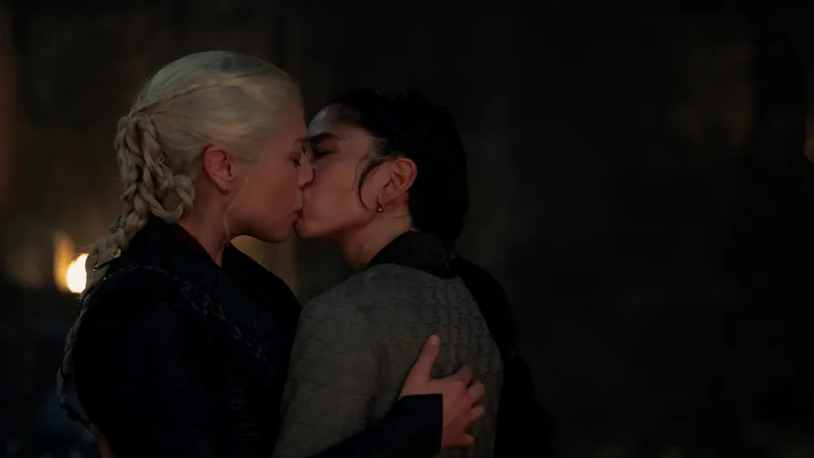 House of The Dragon, temporada 2, episodio 6. Beso entre Rhaenyra y Mysaria