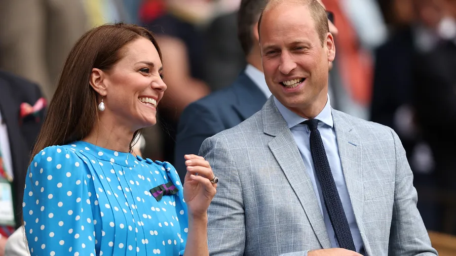 El príncipe William bromea diciendo “Kate es una artista”