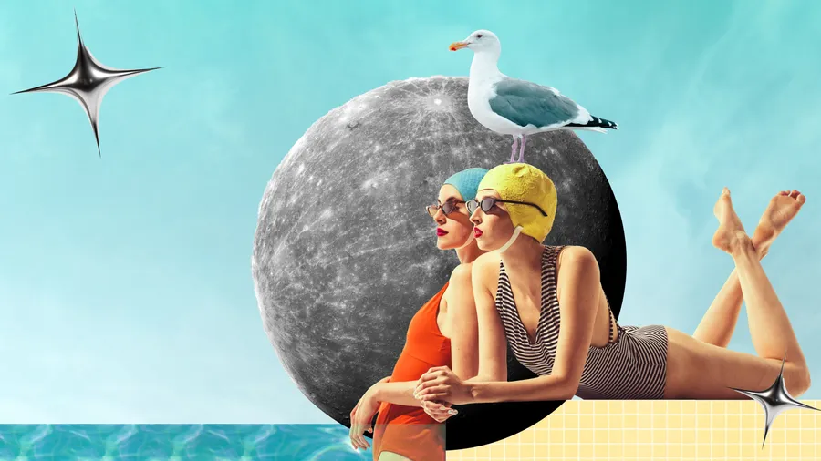 Two,Beautiful,Women,In,Vintage,Swimsuits,Cap,And,Sunglasses,Enjoying