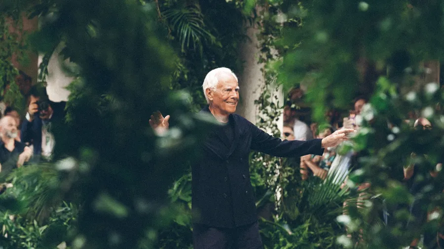 armani compra la campannina forte dei marmi amor sergio galeotti