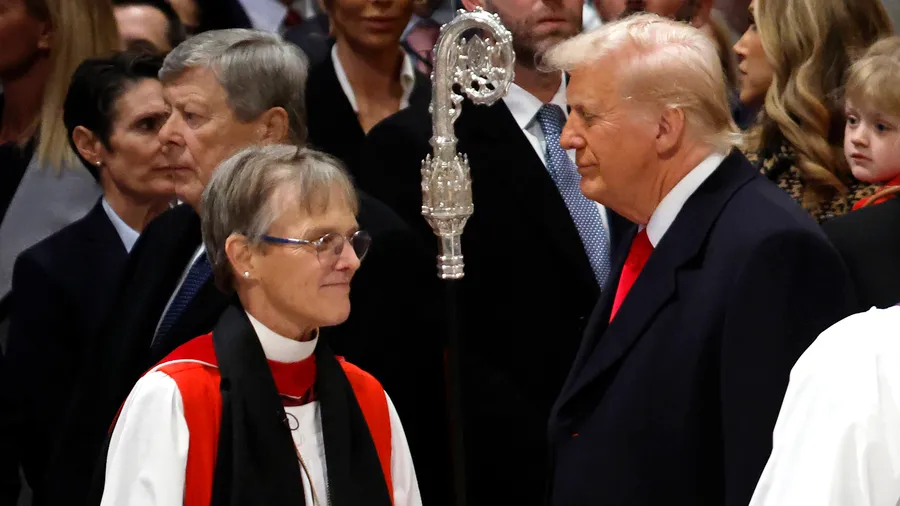 trump obispa Mariann Edgar Budde