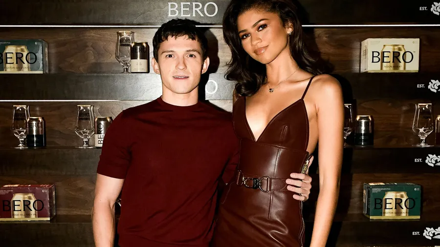 Tom Holland evita alfombra roja zendaya