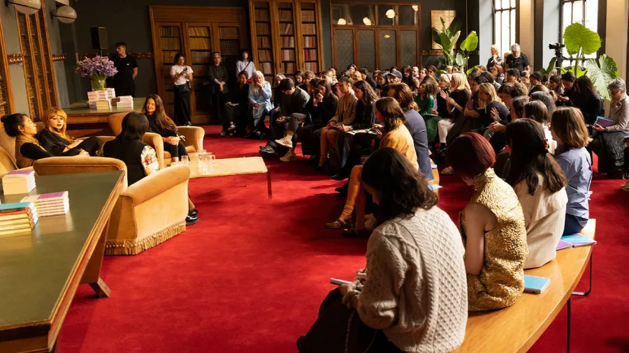 miu miu literary club