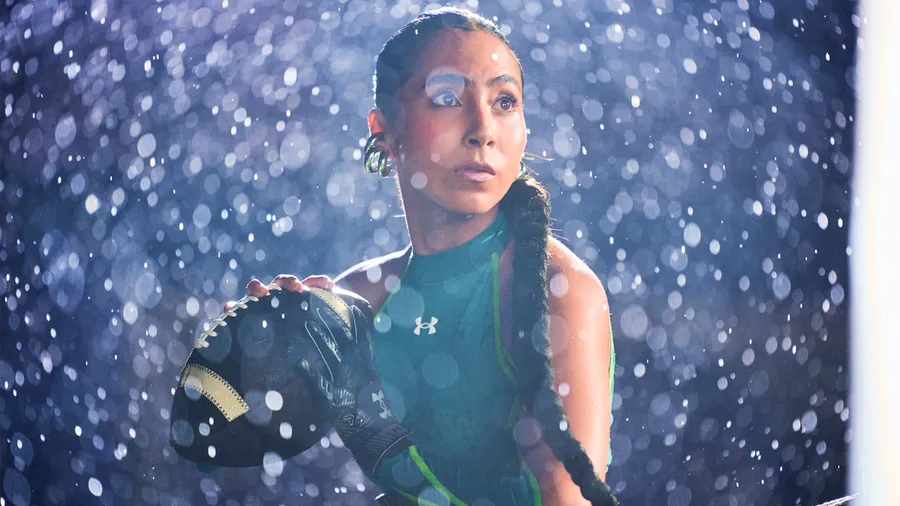 Under Armour reimagina Click Clack y con Diana Flores como protagonista