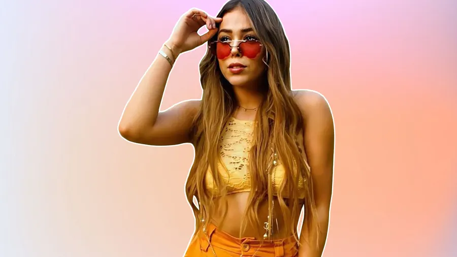 Danna-paola-collar-chanel