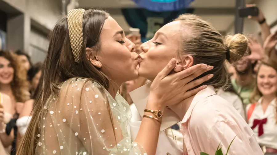 Elite-danna-paola-ester-exposito