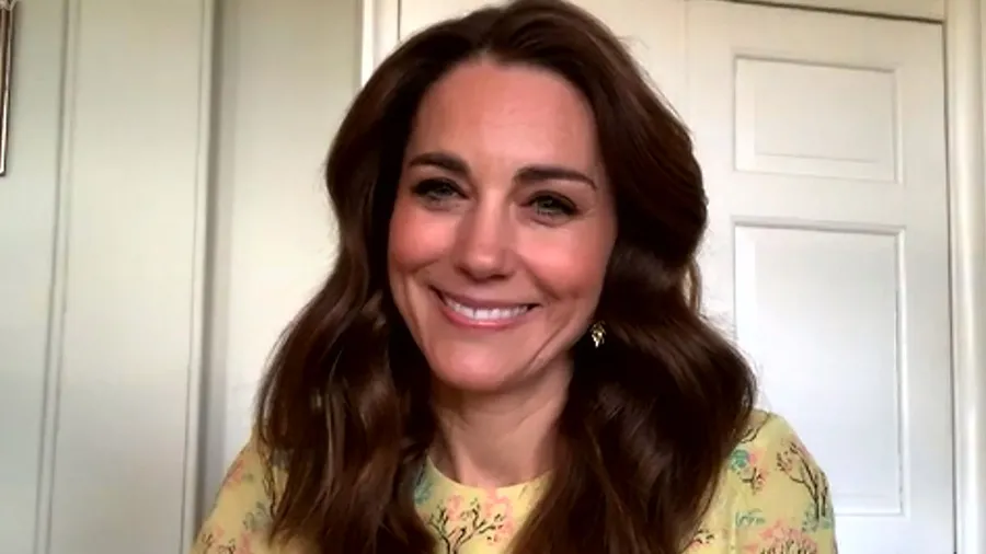 Kate-middleton-vestido-video-conferencia