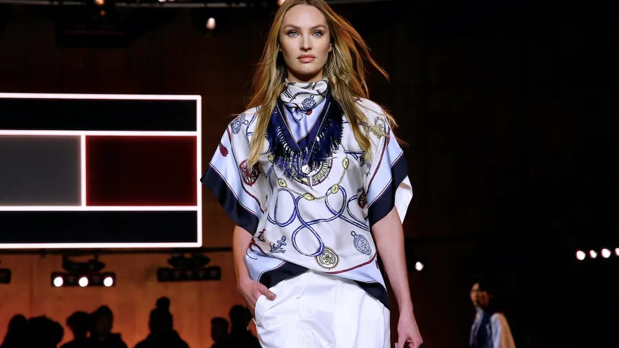 TOMMY-HILFIGER-VENTA-EN-VIVO