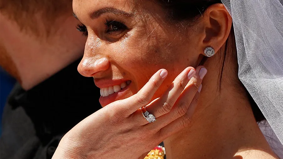 meghan-markle-joyas-lady-di-1