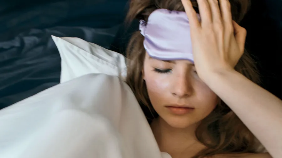 dormir-pelo-suelto-error-chongo-noche-cabello