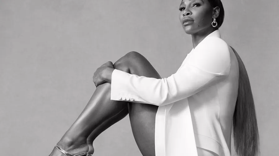 serana-stuart-weitzman