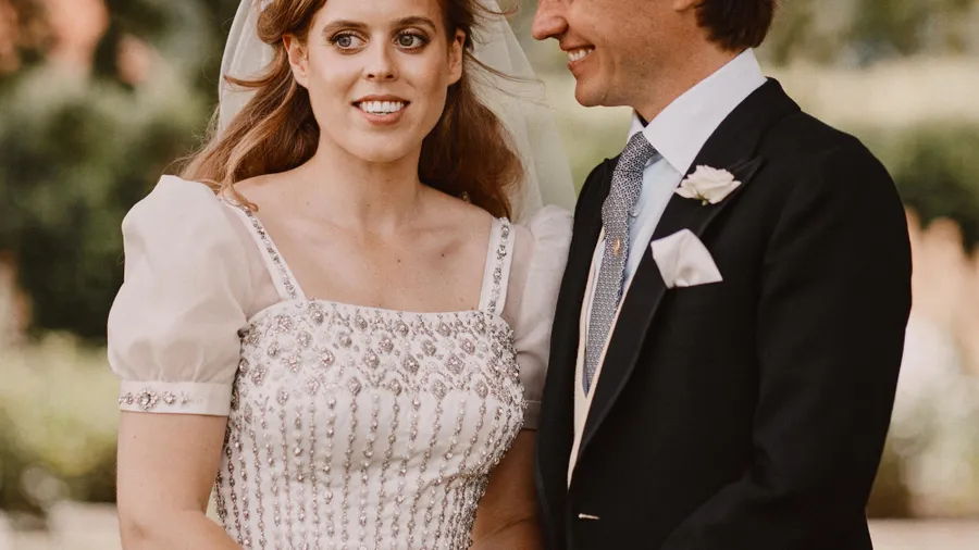 La princesa Beatriz tiene un nuevo título italiano después de su boda