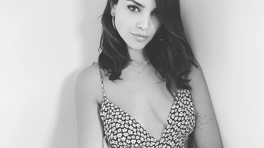 eiza tatuaje