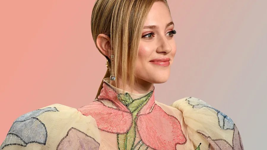 Lili Reinhart