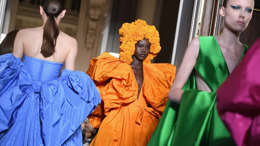 Valentino : Runway - Paris Fashion Week - Haute Couture Fall Winter 2018/2019