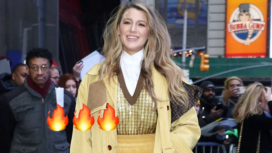 blake-lively-figura-maternidad-dio-a-luz