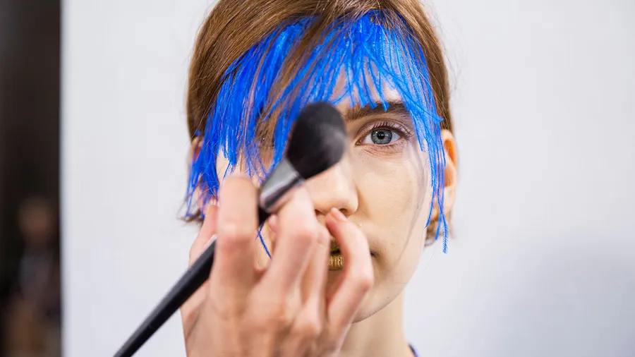 pintar-pelo-casa-guía-raíz-tinte-teñir