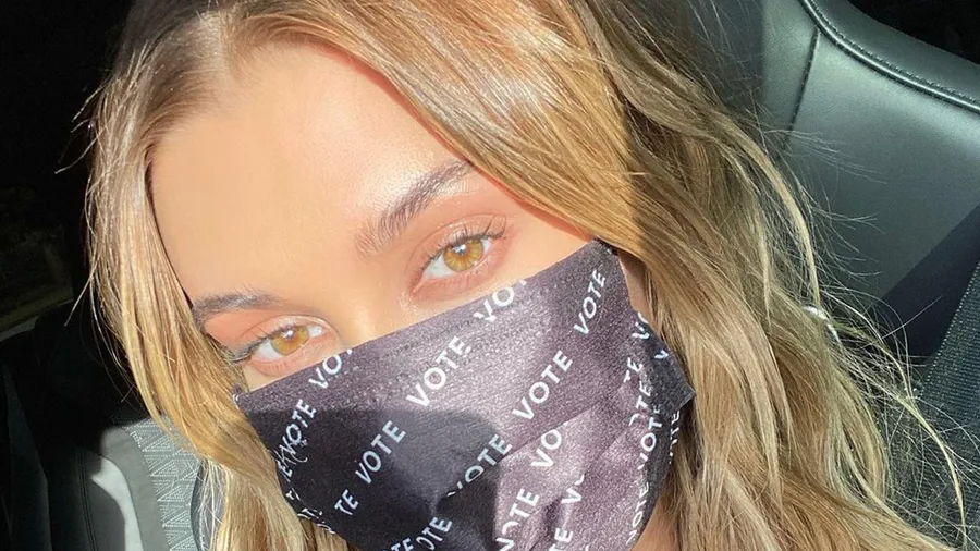 Hailey Bieber