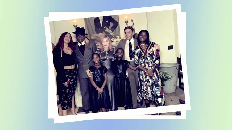 Madonna y sus seis hijos.