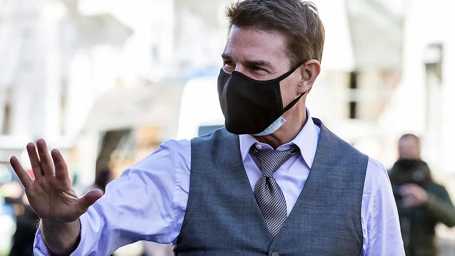 Tom Cruise.