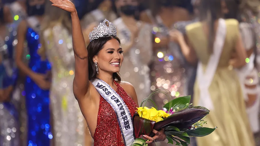 Una miss diferente: Andrea Meza es ingeniera y lucha por las mujeres