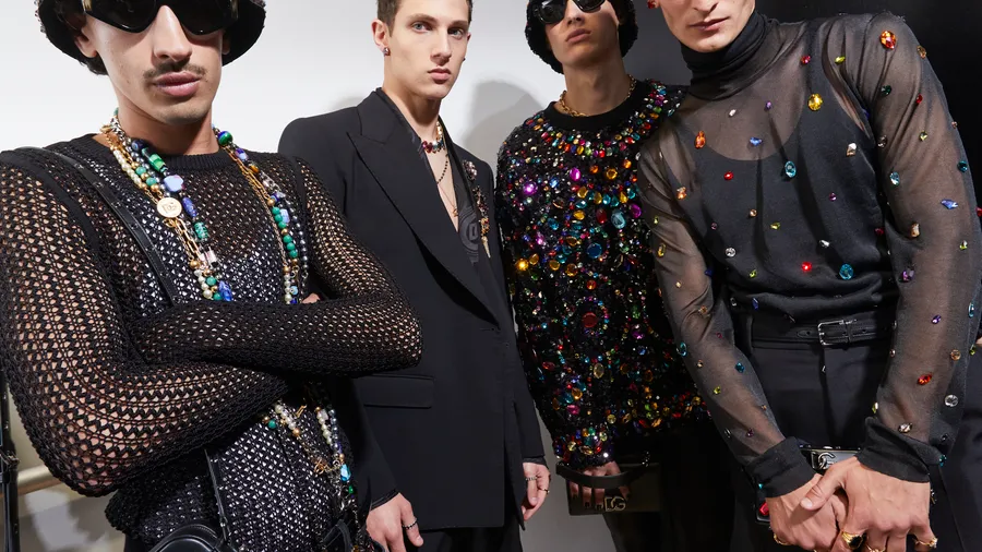 Backstage del desfile primavera verano 2022 de Dolce & Gabbana.