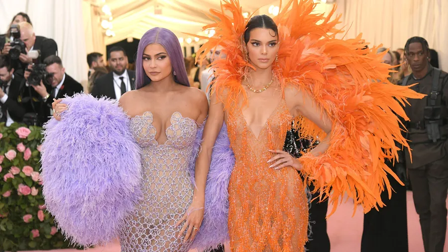 plan asientos falso met gala controversia