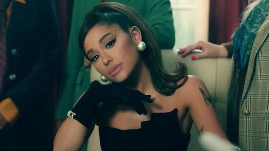 Ariana Grande botas Anny Nord