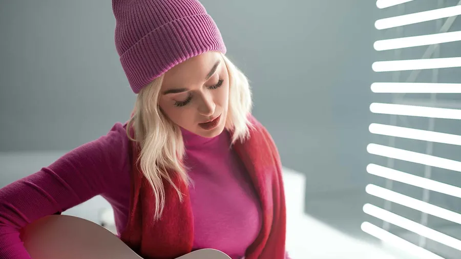 Gap Katy Perry.jpg