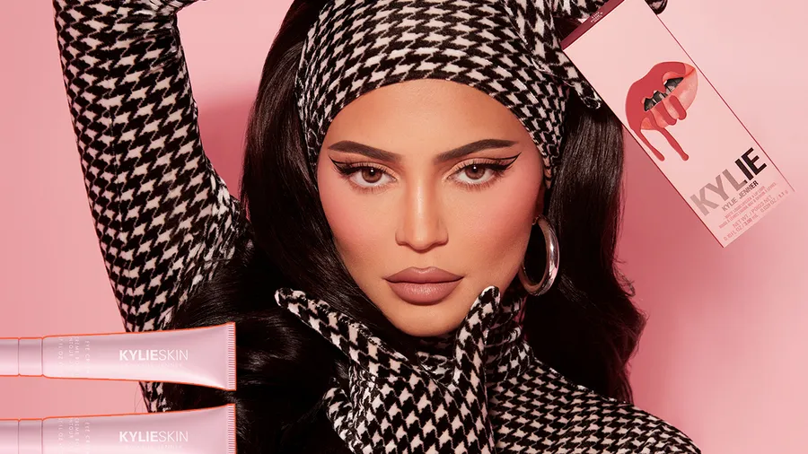 KYLIE-MX.jpg