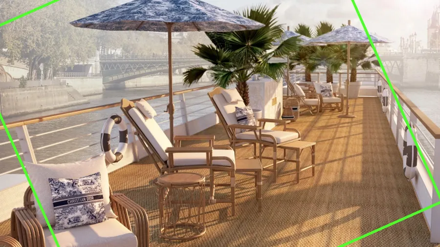 dior spa sena barco bote