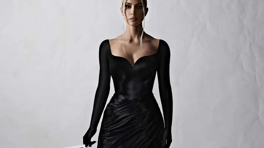 kim-modela-balenciaga.jpg
