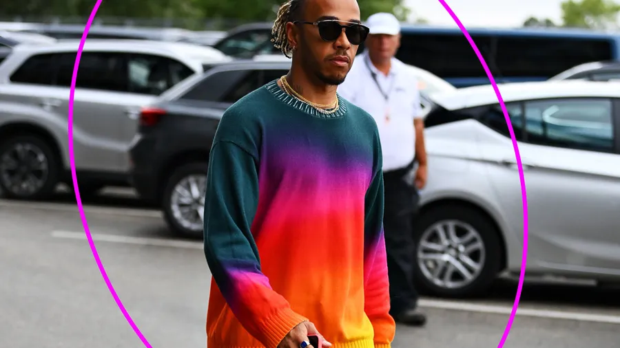 lewis hamilton valentino campaña rosa