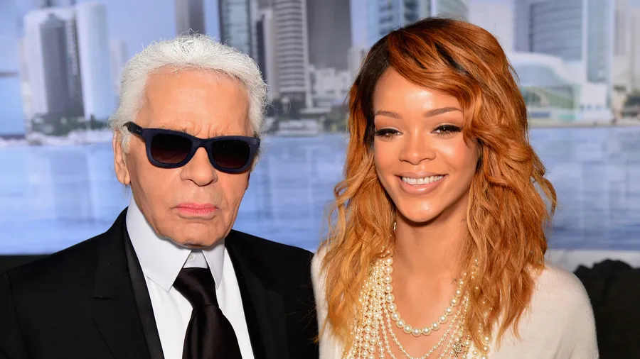 Chanel: Front Row - Paris Fashion Week Haute-Couture F/W 2013-2014