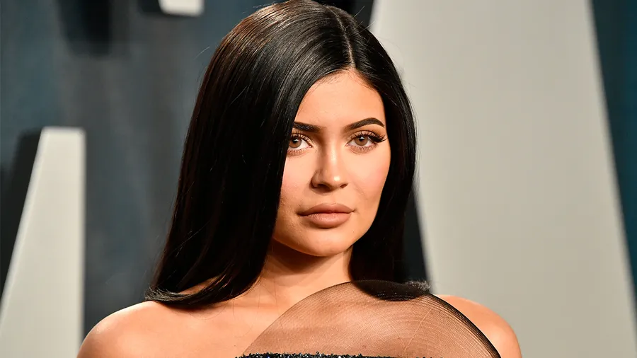 kylie jenner reina instagram record mujer 300 millones seguidores